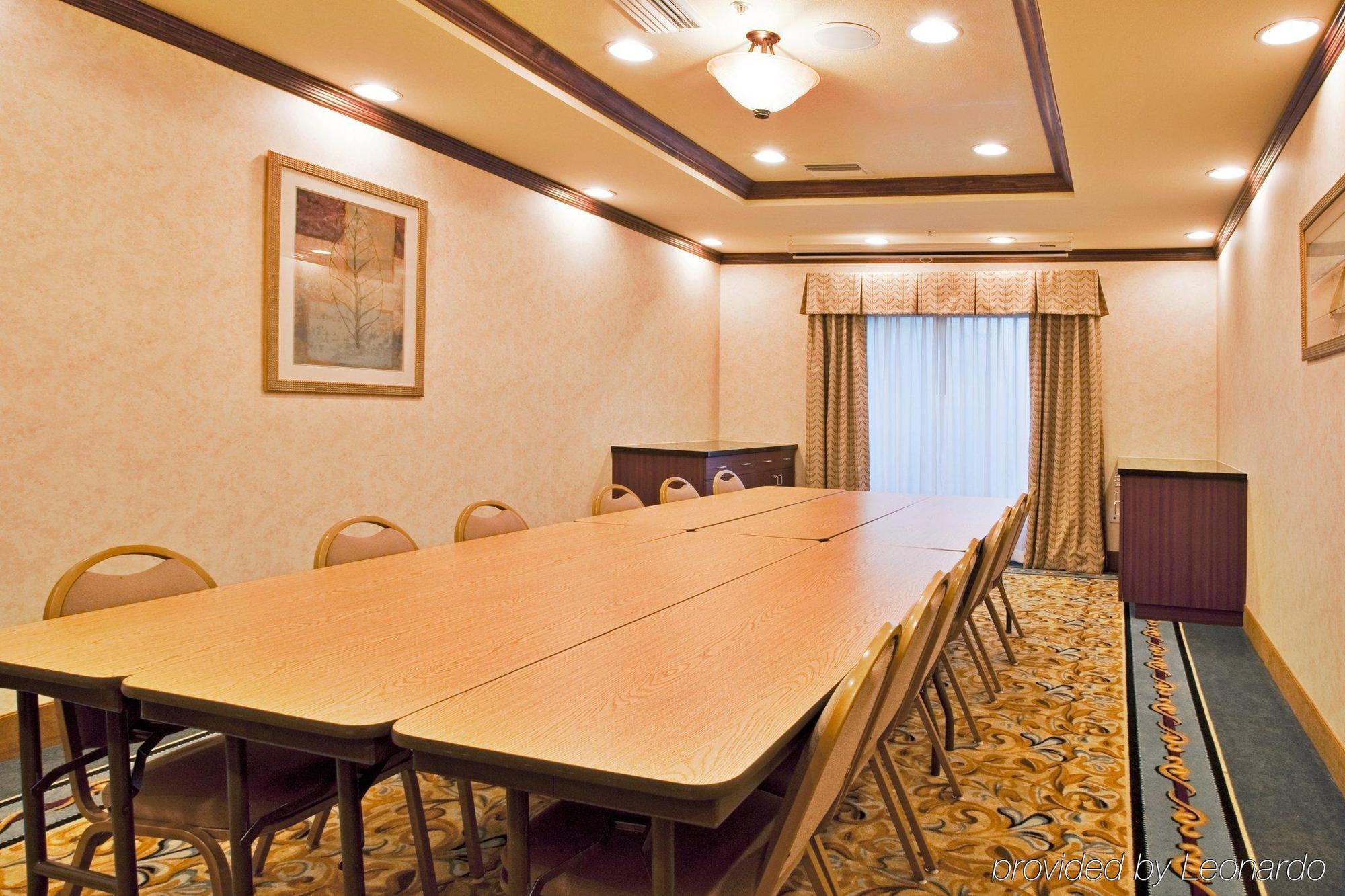 Holiday Inn Express Hotel & Suites Bartow By Ihg Facilities photo