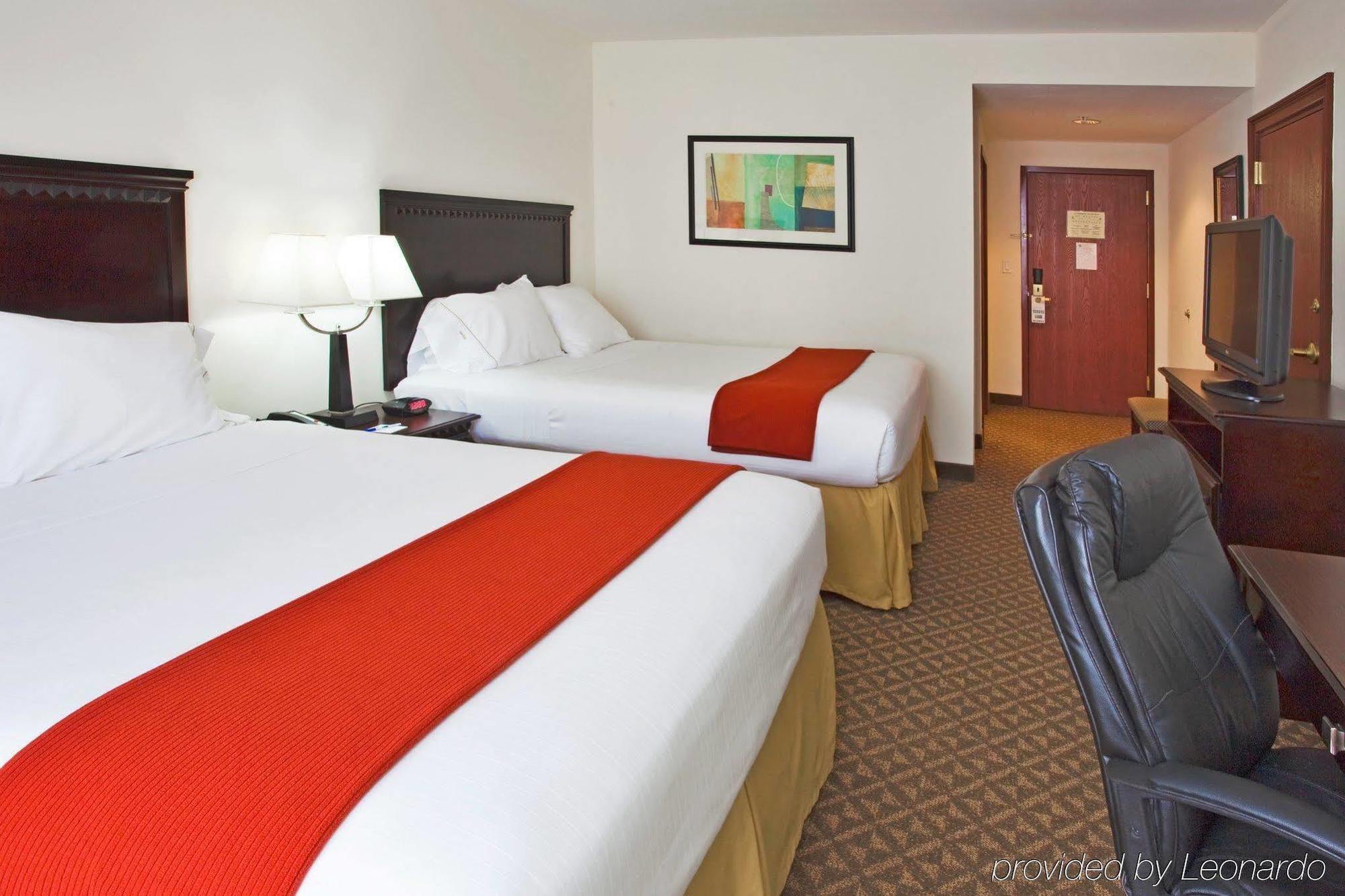 Holiday Inn Express Hotel & Suites Bartow By Ihg Exterior photo